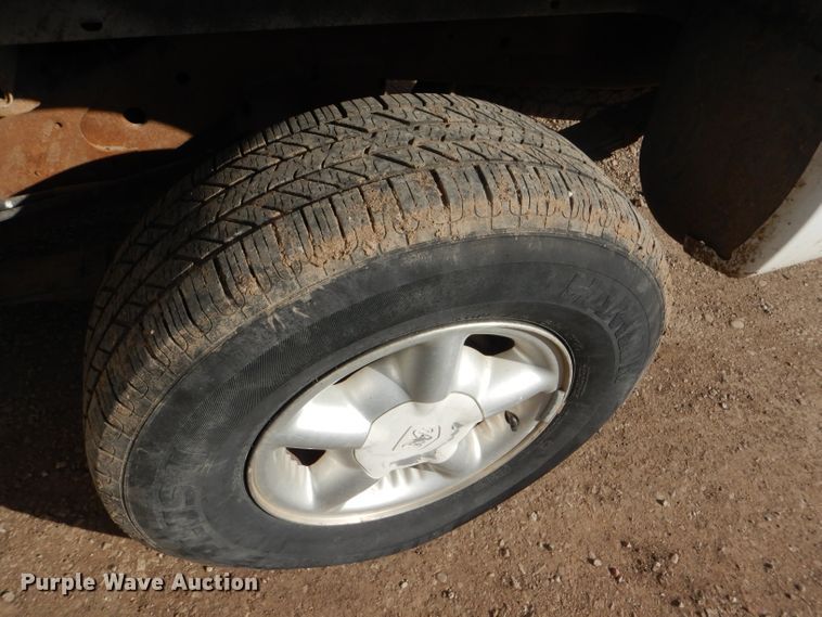 image for item GX9811 1998 Dodge Dakota SLT pickup truck