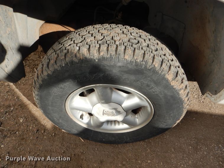 image for item GX9811 1998 Dodge Dakota SLT pickup truck