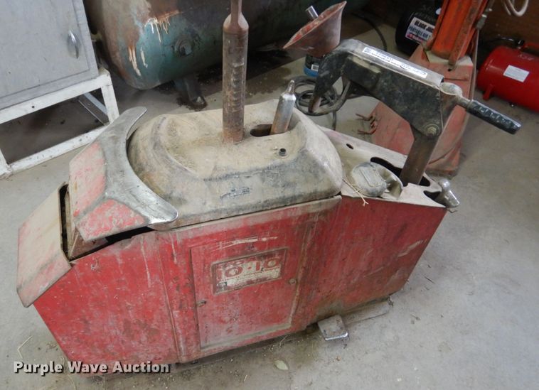 Coats 10-10 tire machine in Garden City, KS | Item GX9823 ...