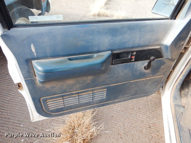 image for item GX9826 1988 Chevrolet Cheyenne 1500 Ext. Cab pickup truck
