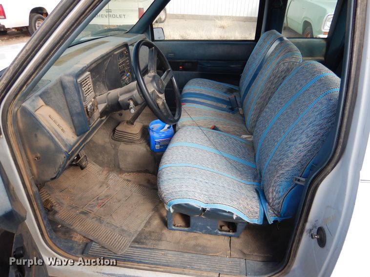 image for item GX9826 1988 Chevrolet Cheyenne 1500 Ext. Cab pickup truck