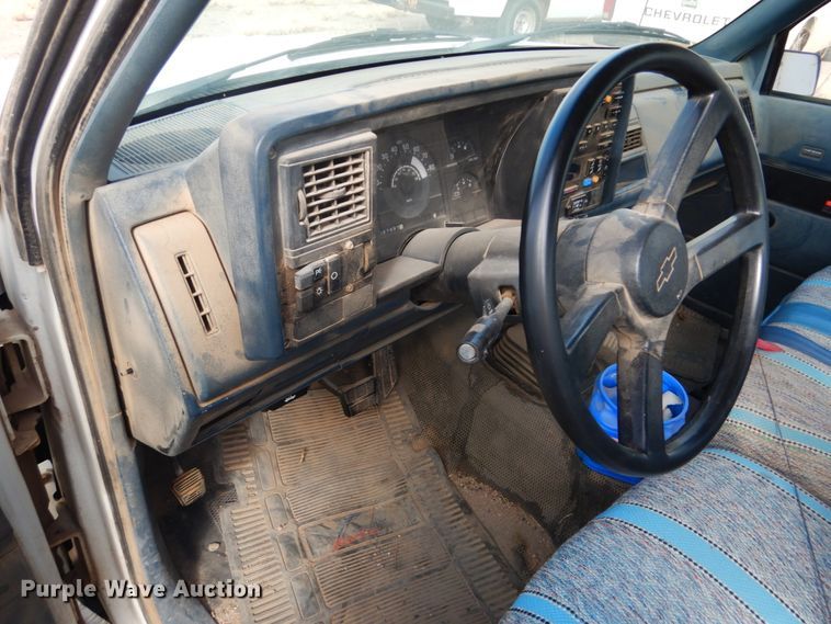 image for item GX9826 1988 Chevrolet Cheyenne 1500 Ext. Cab pickup truck