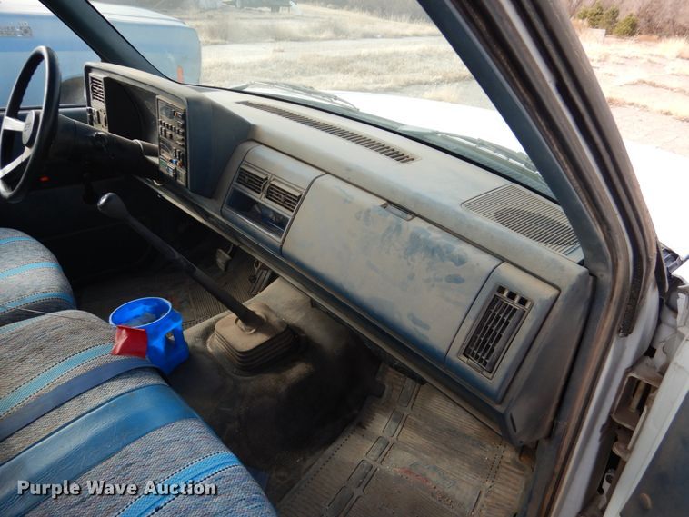 image for item GX9826 1988 Chevrolet Cheyenne 1500 Ext. Cab pickup truck