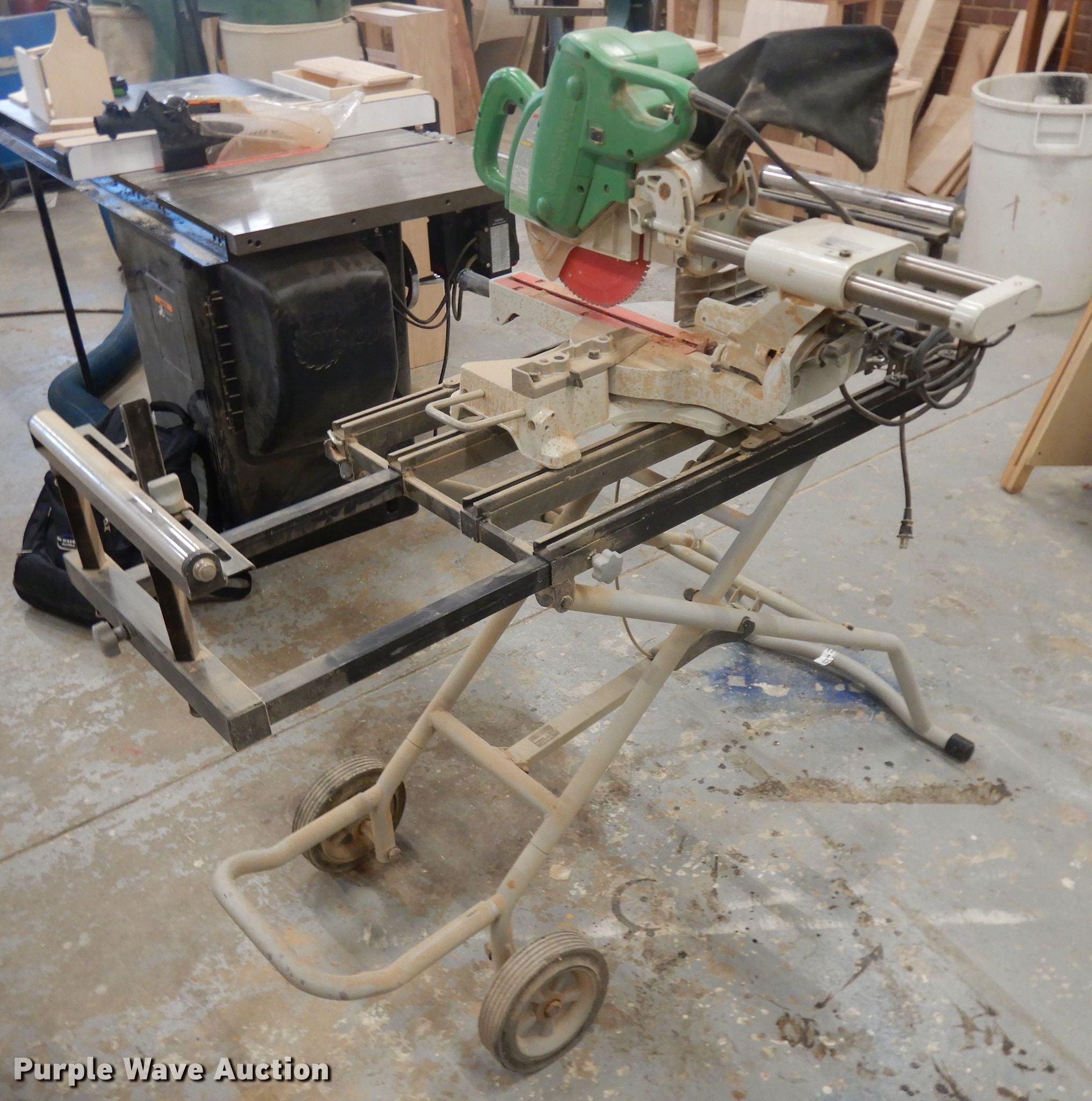 Hitachi C10FSH miter saw in White City, KS Item ER9857 sold Purple Wave