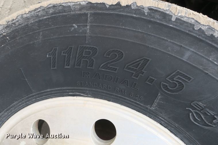 image for item DB10025 1986 Kenworth T600 tank truck