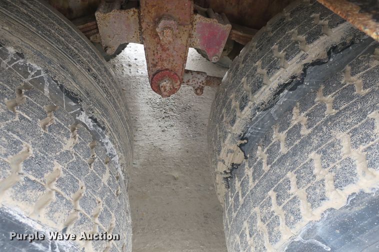 image for item DB10025 1986 Kenworth T600 tank truck