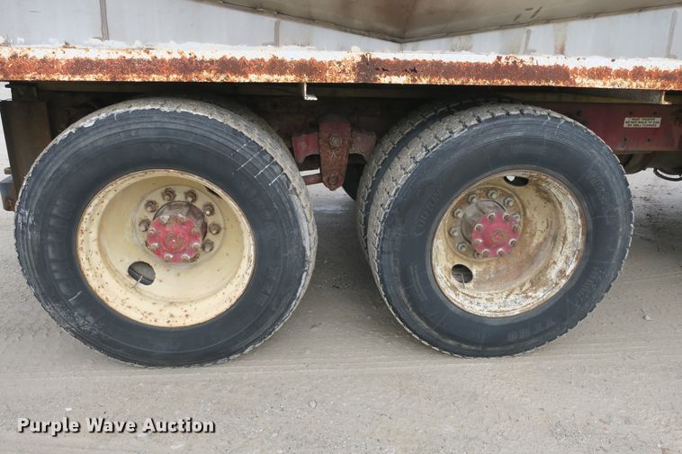 image for item DB10025 1986 Kenworth T600 tank truck