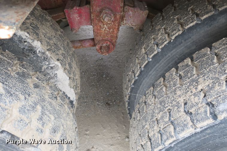 image for item DB10025 1986 Kenworth T600 tank truck