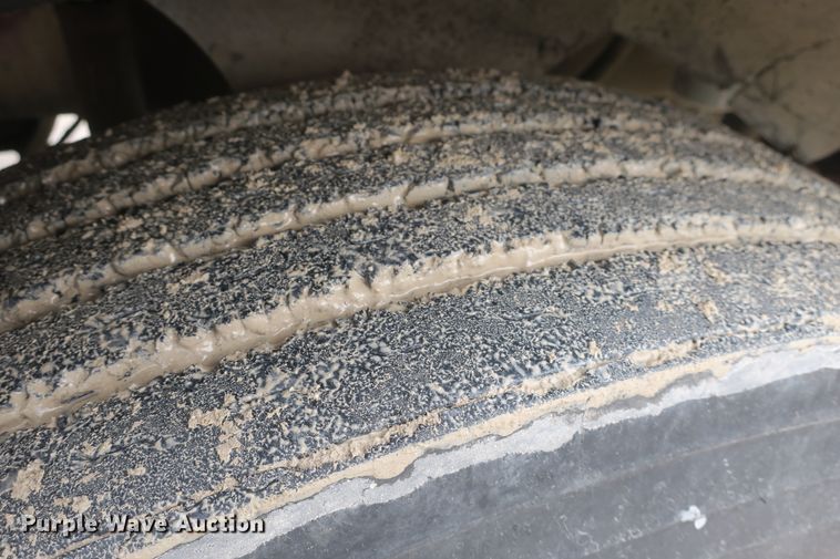 image for item DB10025 1986 Kenworth T600 tank truck