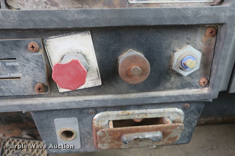 image for item DB10025 1986 Kenworth T600 tank truck