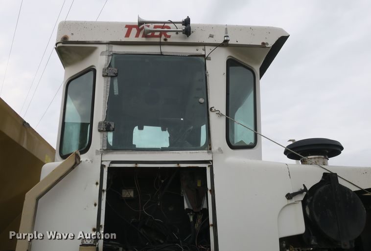 image for item DB10026 Tyler Titan 3300 applicator