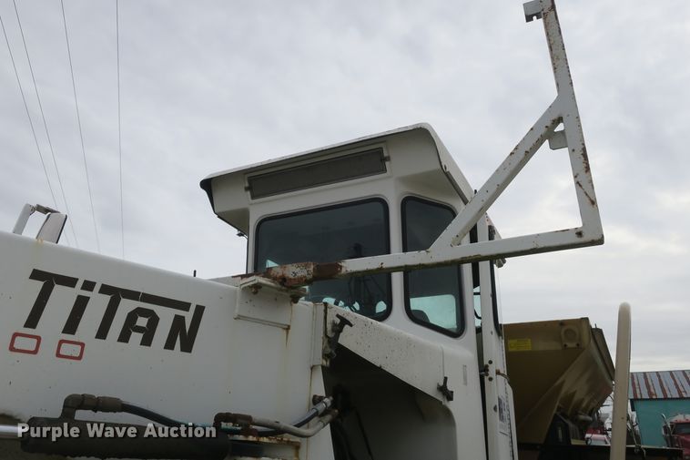 image for item DB10026 Tyler Titan 3300 applicator