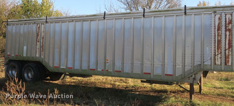 image for item DB10137 1981 Corn Husker 800 double hopper bottom grain trailer