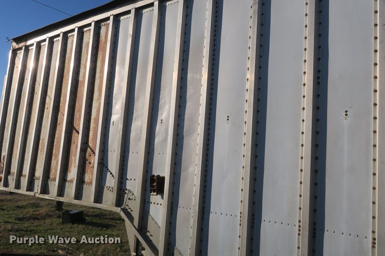 image for item DB10137 1981 Corn Husker 800 double hopper bottom grain trailer