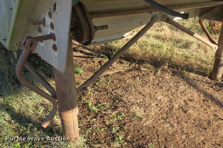 image for item DB10137 1981 Corn Husker 800 double hopper bottom grain trailer