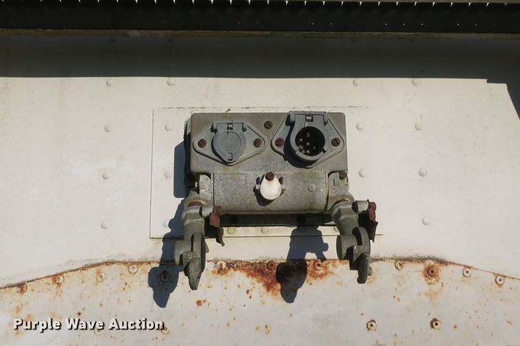 image for item DB10137 1981 Corn Husker 800 double hopper bottom grain trailer