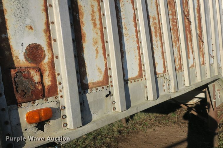 image for item DB10137 1981 Corn Husker 800 double hopper bottom grain trailer