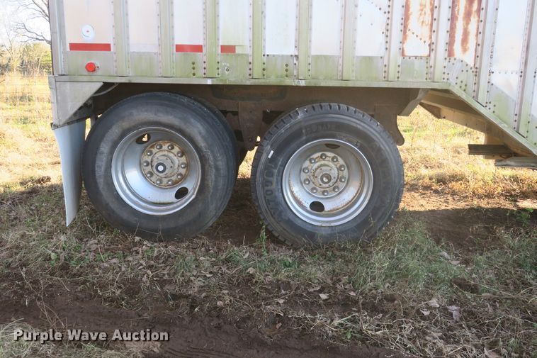 image for item DB10137 1981 Corn Husker 800 double hopper bottom grain trailer