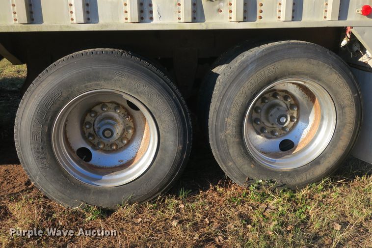 image for item DB10137 1981 Corn Husker 800 double hopper bottom grain trailer