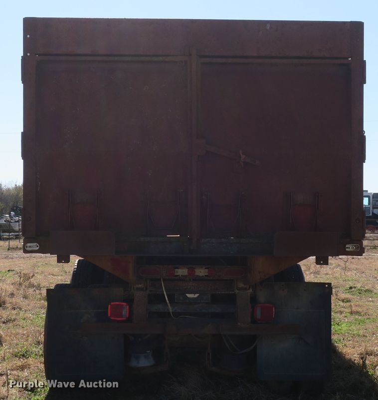 image for item DB10149 1978 International Transtar II grain truck