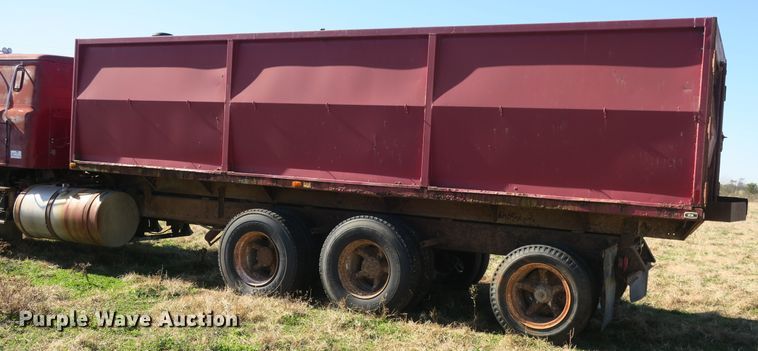 image for item DB10149 1978 International Transtar II grain truck