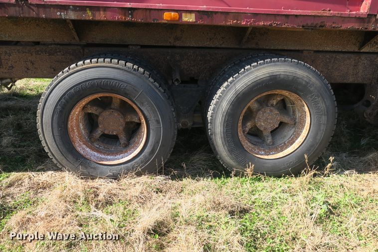 image for item DB10149 1978 International Transtar II grain truck