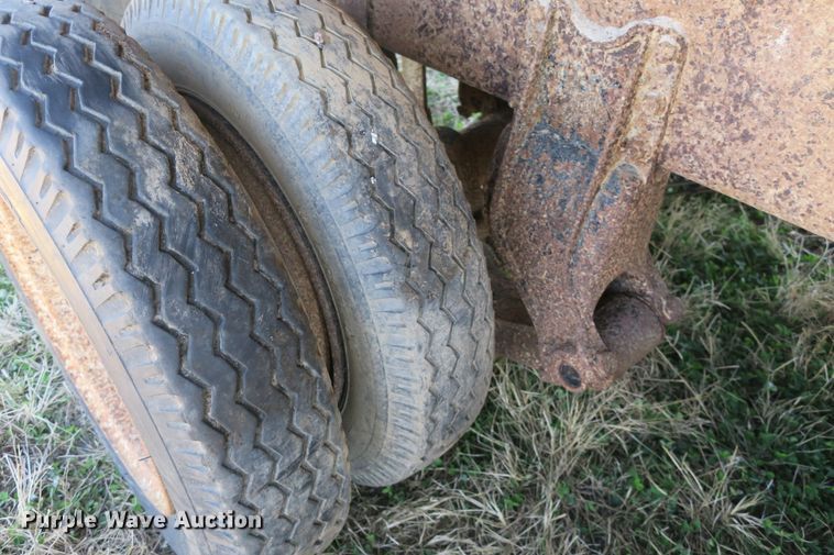 image for item DB10149 1978 International Transtar II grain truck