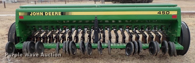 image for item DC3332 John Deere 450 grain drill