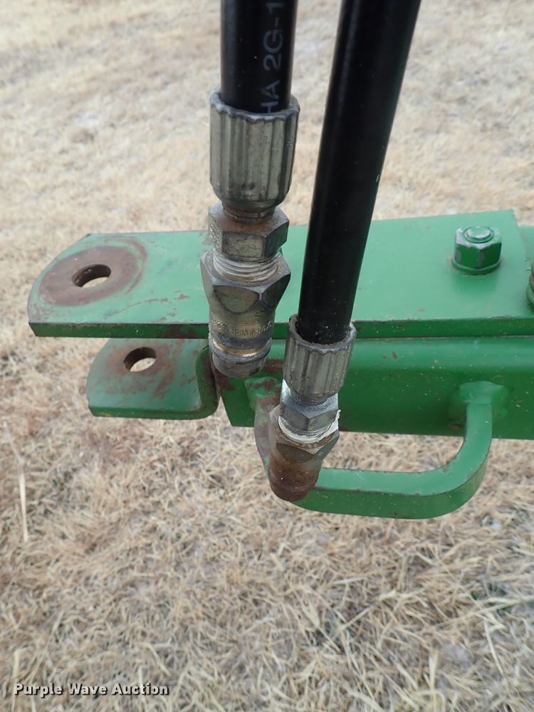 image for item DC3332 John Deere 450 grain drill