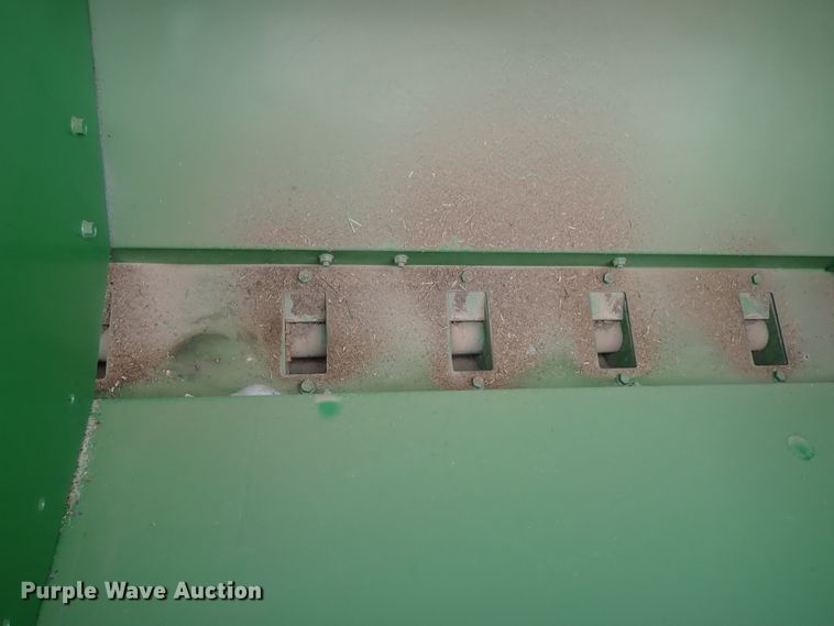 image for item DC3332 John Deere 450 grain drill