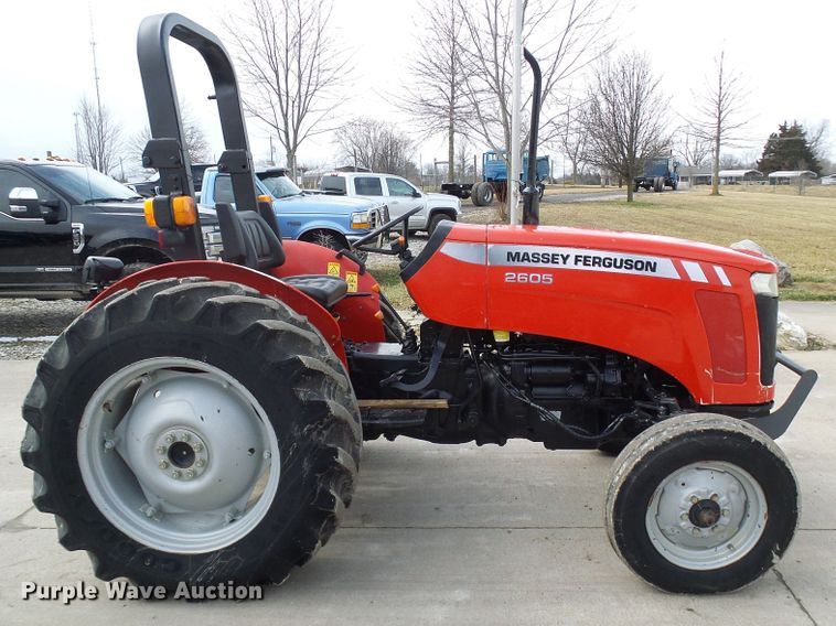 image for item DD1792 Massey-Ferguson 2605 tractor