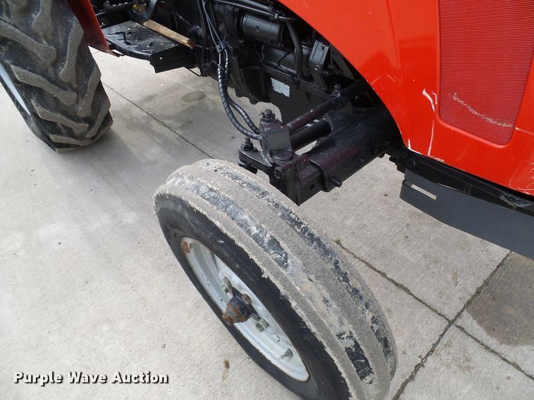 image for item DD1792 Massey-Ferguson 2605 tractor