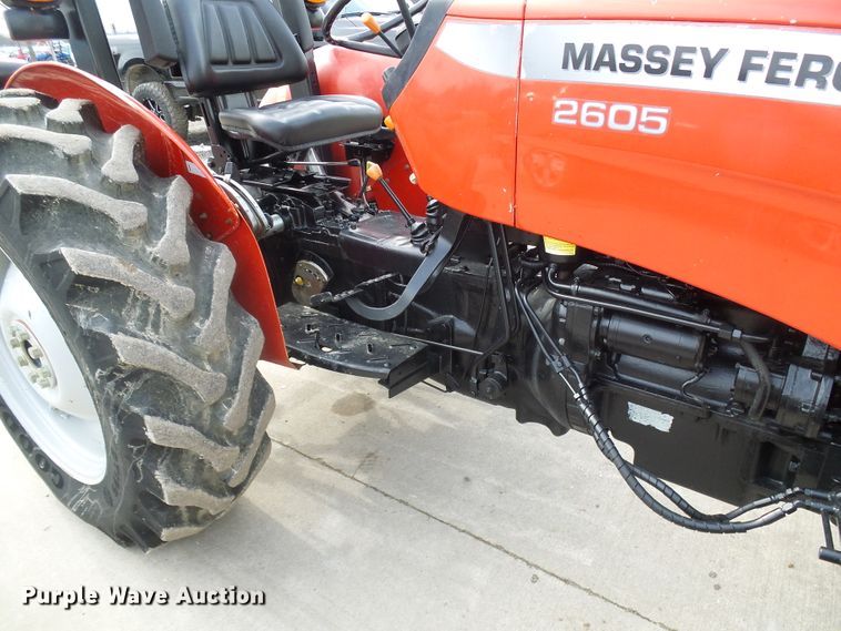 image for item DD1792 Massey-Ferguson 2605 tractor