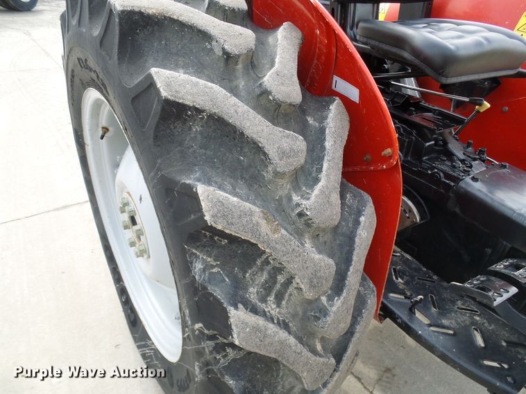 image for item DD1792 Massey-Ferguson 2605 tractor