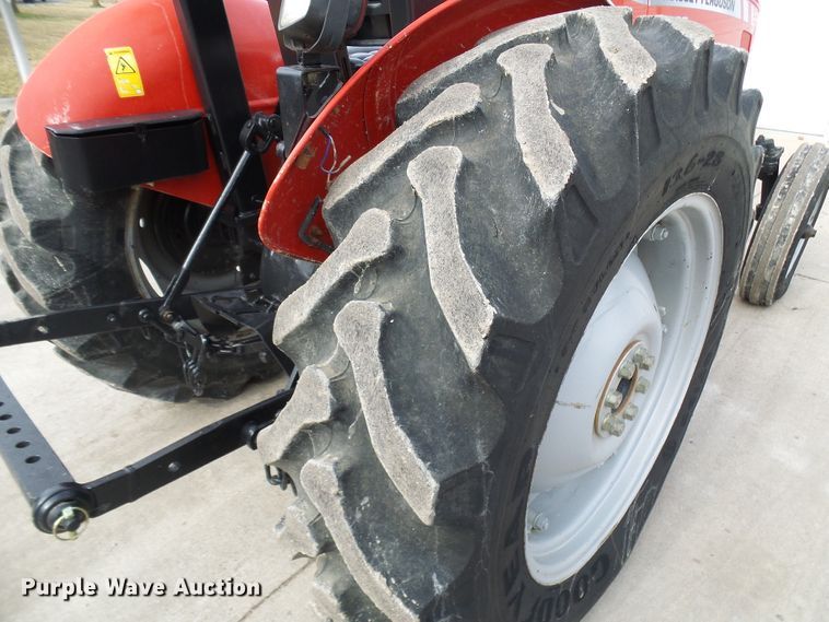 image for item DD1792 Massey-Ferguson 2605 tractor