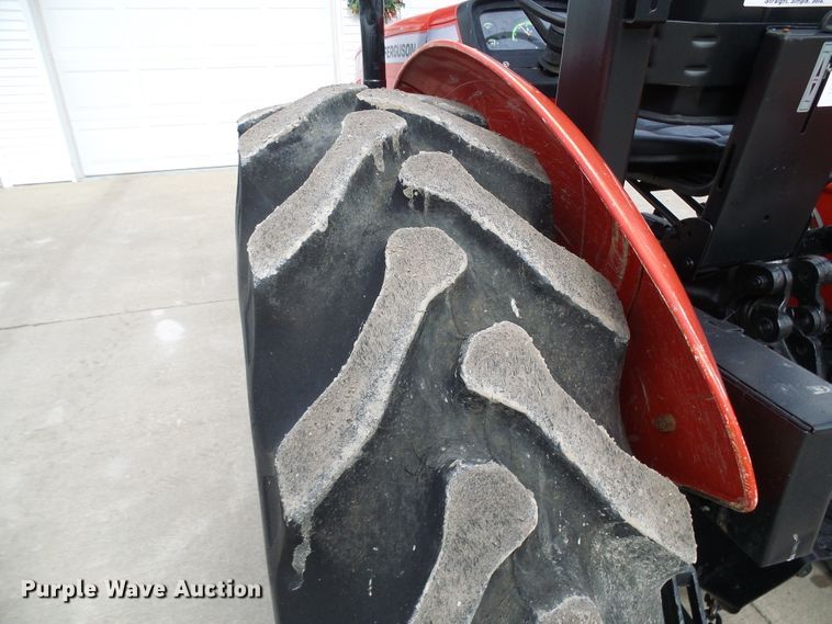 image for item DD1792 Massey-Ferguson 2605 tractor