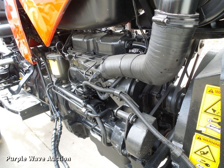 image for item DD1792 Massey-Ferguson 2605 tractor