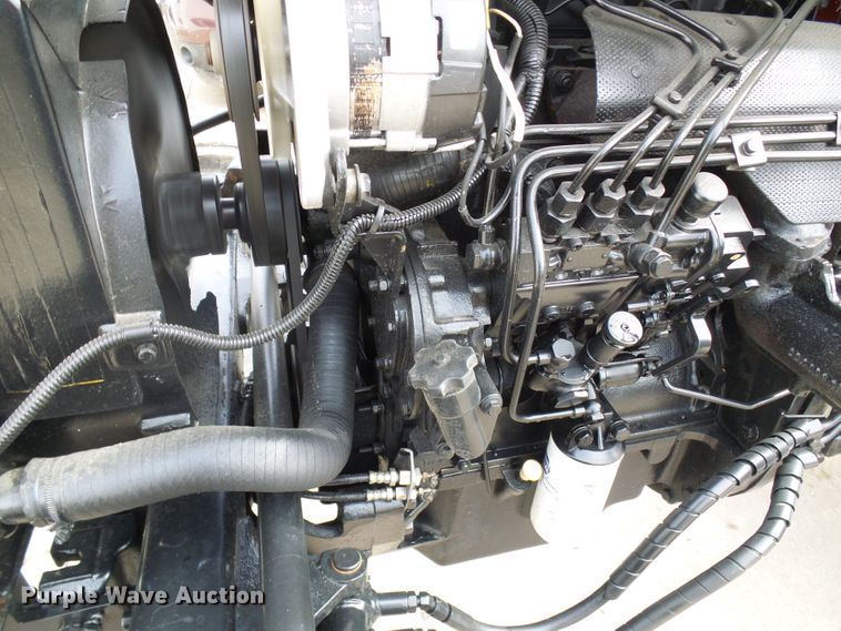 image for item DD1792 Massey-Ferguson 2605 tractor