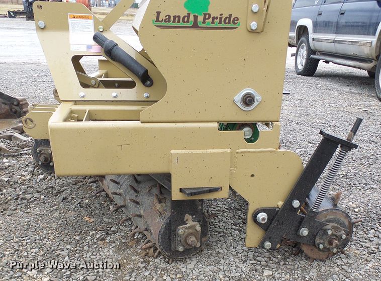 image for item DD1952 Land Pride APS1586 Solid Stand seeder