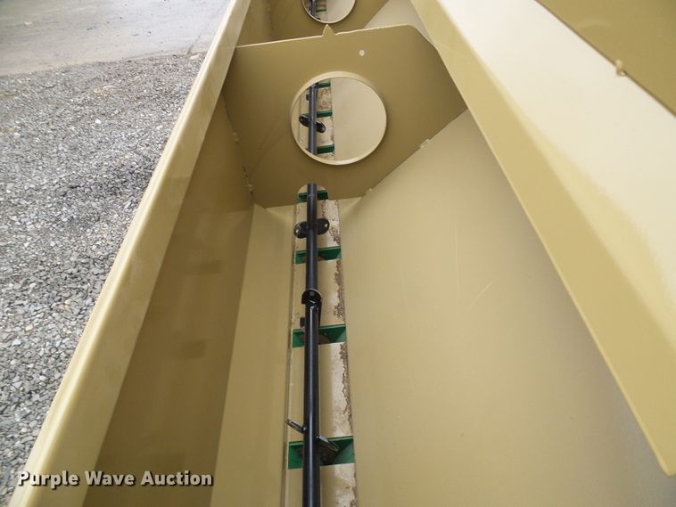 image for item DD1952 Land Pride APS1586 Solid Stand seeder