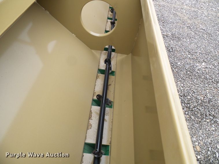 image for item DD1952 Land Pride APS1586 Solid Stand seeder