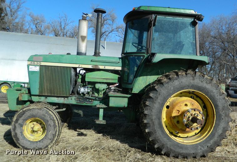 image for item DE4400 1976 John Deere 4630 tractor