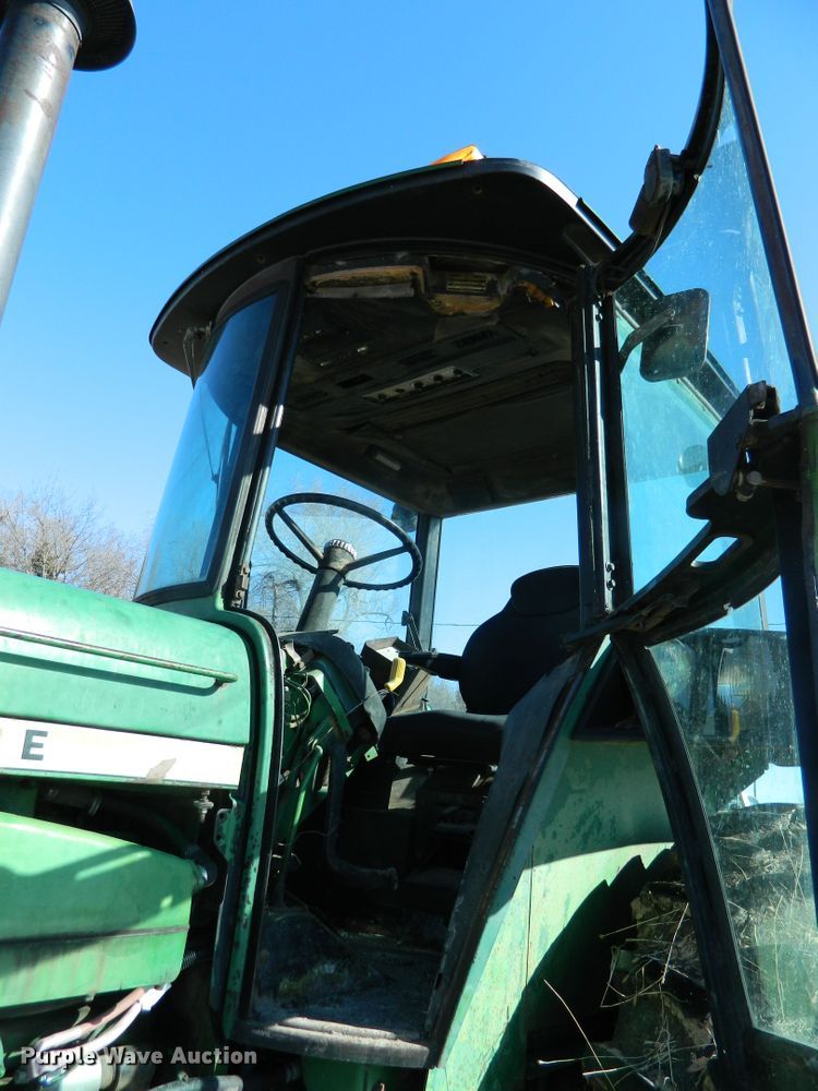 image for item DE4400 1976 John Deere 4630 tractor