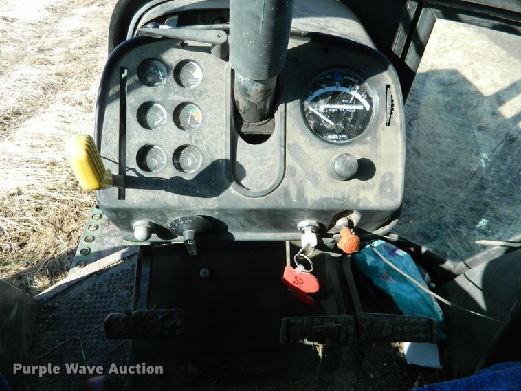 image for item DE4400 1976 John Deere 4630 tractor