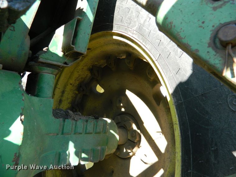 image for item DE4400 1976 John Deere 4630 tractor