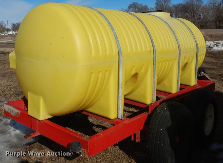image for item DG5901 Fertilizer tank trailer