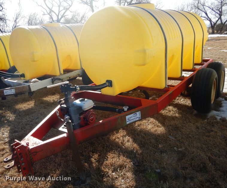 image for item DG5902 Fertilizer tank trailer