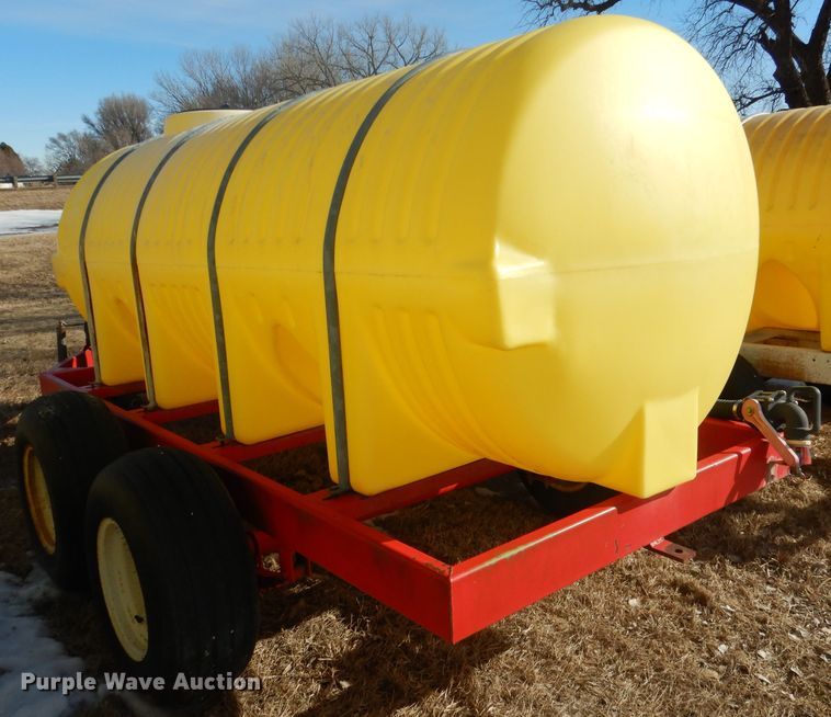image for item DG5902 Fertilizer tank trailer