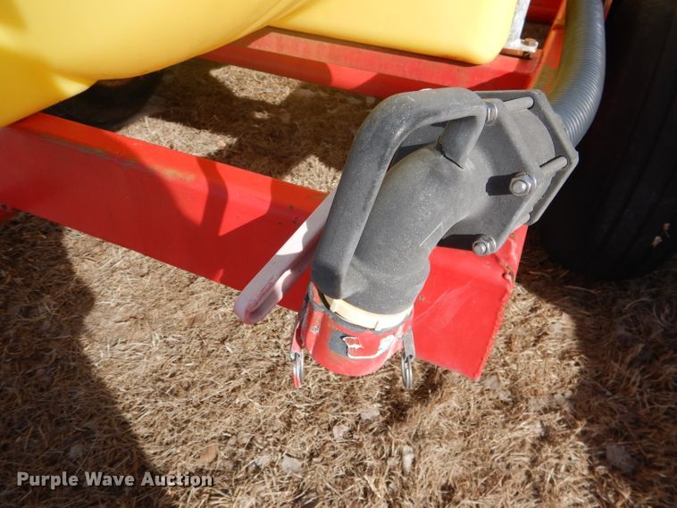 image for item DG5902 Fertilizer tank trailer