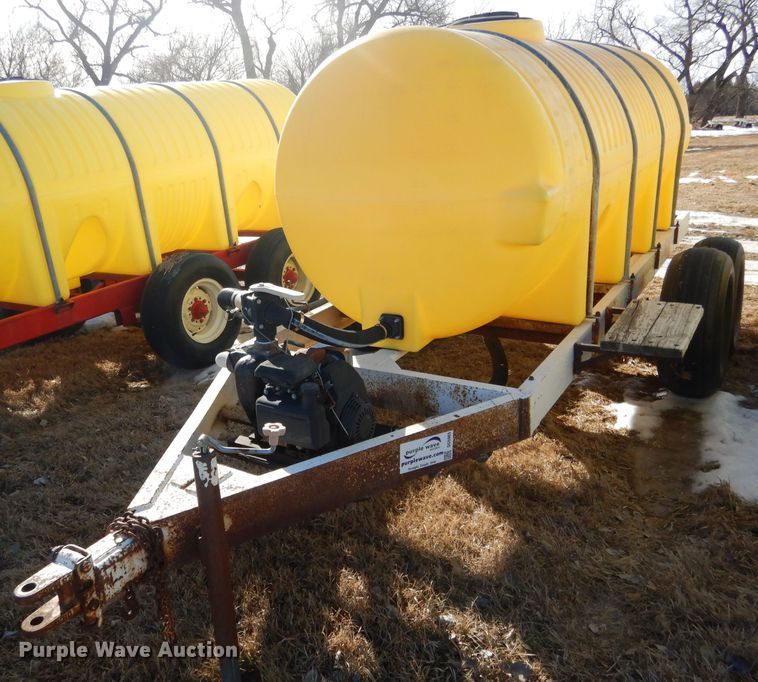 image for item DG5903 Fertilizer tank trailer